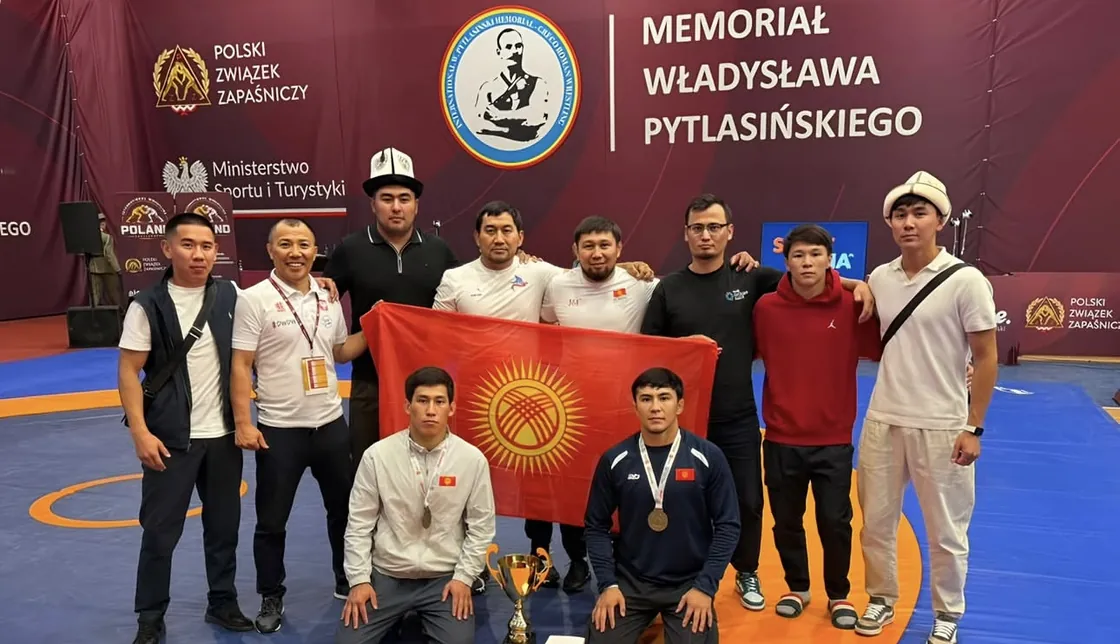 Варшава шаарында өткөн *Ziółkowski, Pytlasinski, Poland Open* эл аралык турнириндеги мелдештерин ийгиликтүү жыйынтыктады.